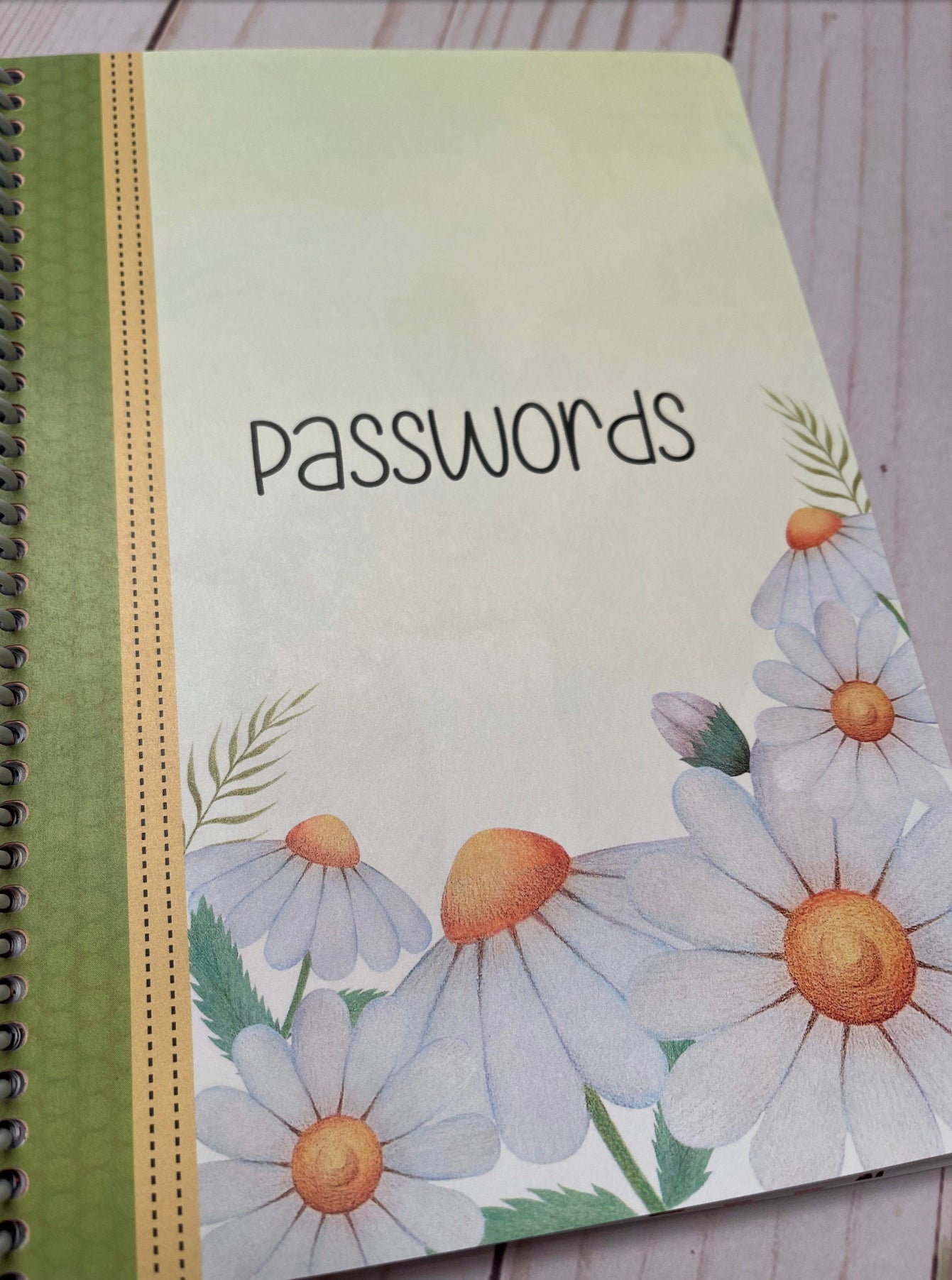 Password Organizer - Daisies Design